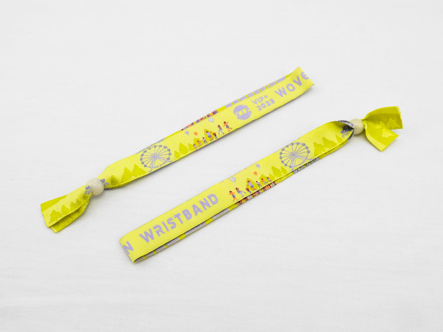 Pulseras de materiales reciclados y sostenibles para identificación y control de acceso